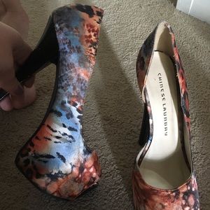 Chinese laundry stilettos sz 7 multi color